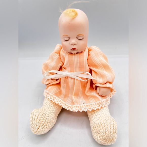 VTG 6" Caucasian Sugar Lump Porcelain Sleeping Baby Doll- Boots Tyner 1990's - Picture 1 of 11